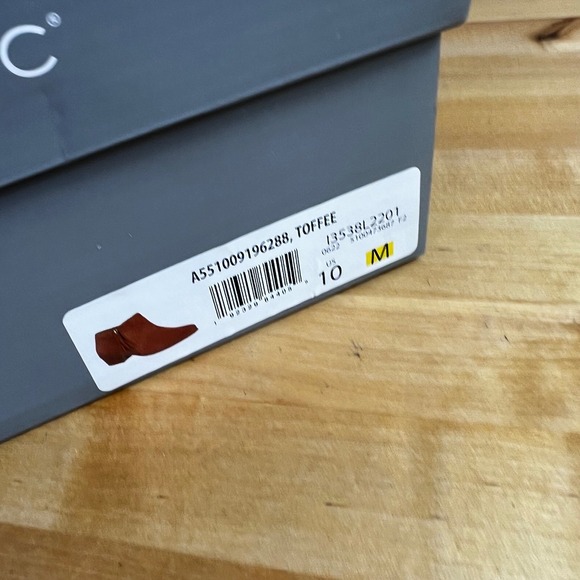 Vionic Ankle Boots Shyanne Suede Toffee Brown Side Zip Block Heel Size 10 - Picture 12 of 12